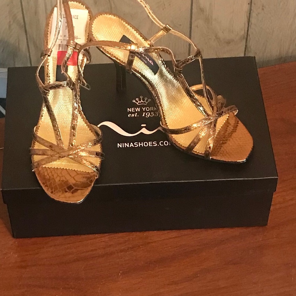 BRAND NEW Bronze High Heels